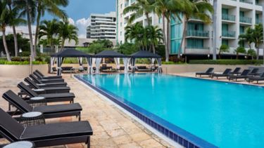 Piscina do Ritz Carlton Miami